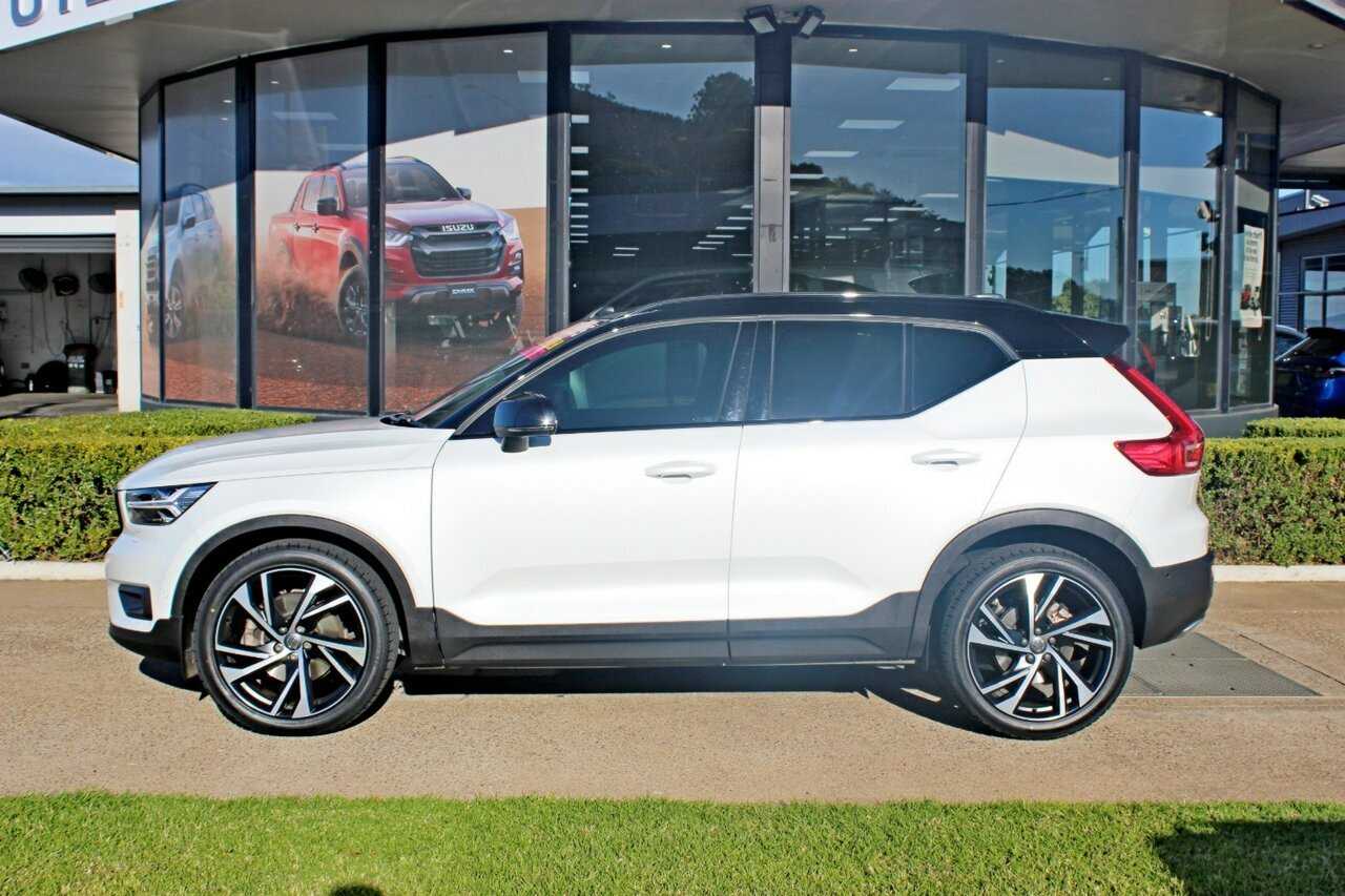 Volvo  XC40 T5 R-Design AWD