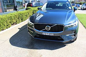 Volvo  UZ Plus B5 Mhev
